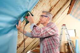 Bosch Home & Garden Elektro-Tacker PTK 14 EDT | Grün