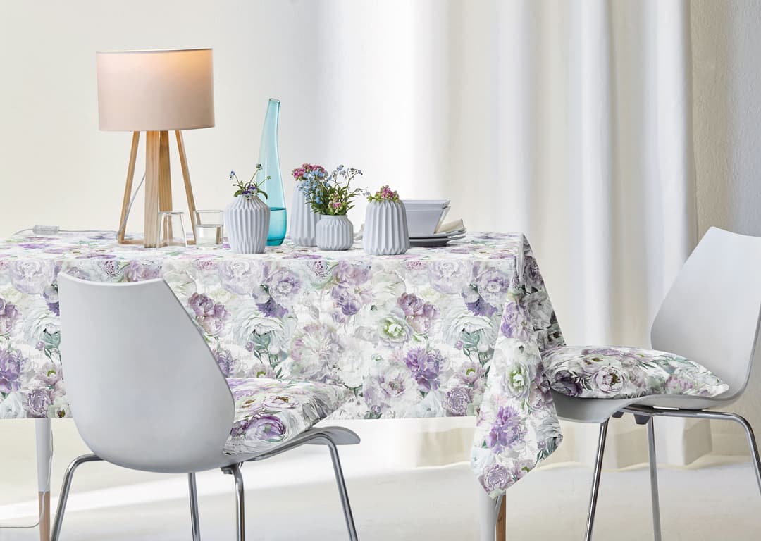 APELT Mitteldecke 6448 SPRINGTIME | Mehrfarbig
