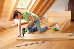 Bosch Home & Garden Akku-Bohrhammer Uneo Maxx | Grün