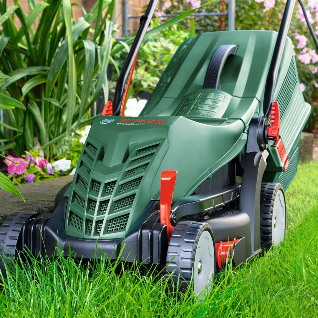 Bosch Home & Garden UniversalRotak 37-550 Elektrorasenmäher | Grün