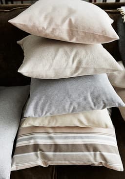 Esprit Dekokissen Stockholm Needlestripe | Grau