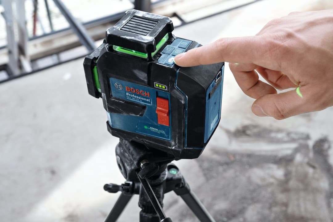 Bosch Professional Linienlaser GLL 80-33 G Professional | Mehrfarbig