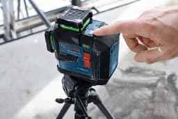Bosch Professional Linienlaser GLL 80-33 G Professional | Mehrfarbig