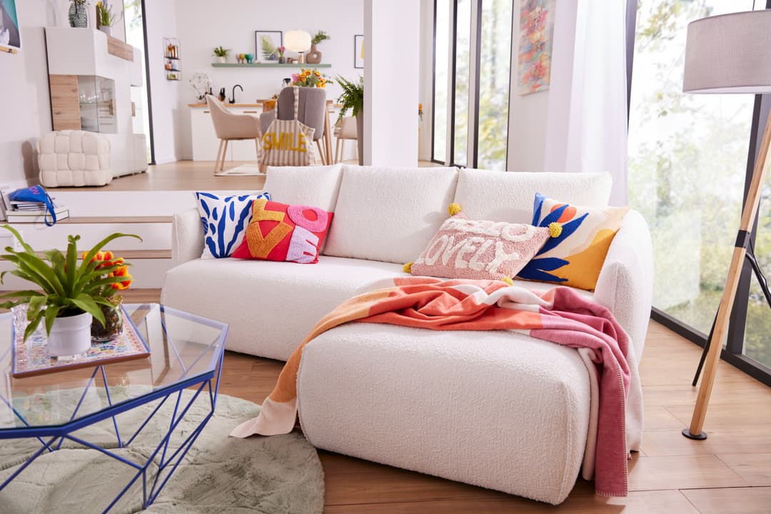 done. Dekokissen CUSHION HAPPY HELLO LOVELY | Rosa