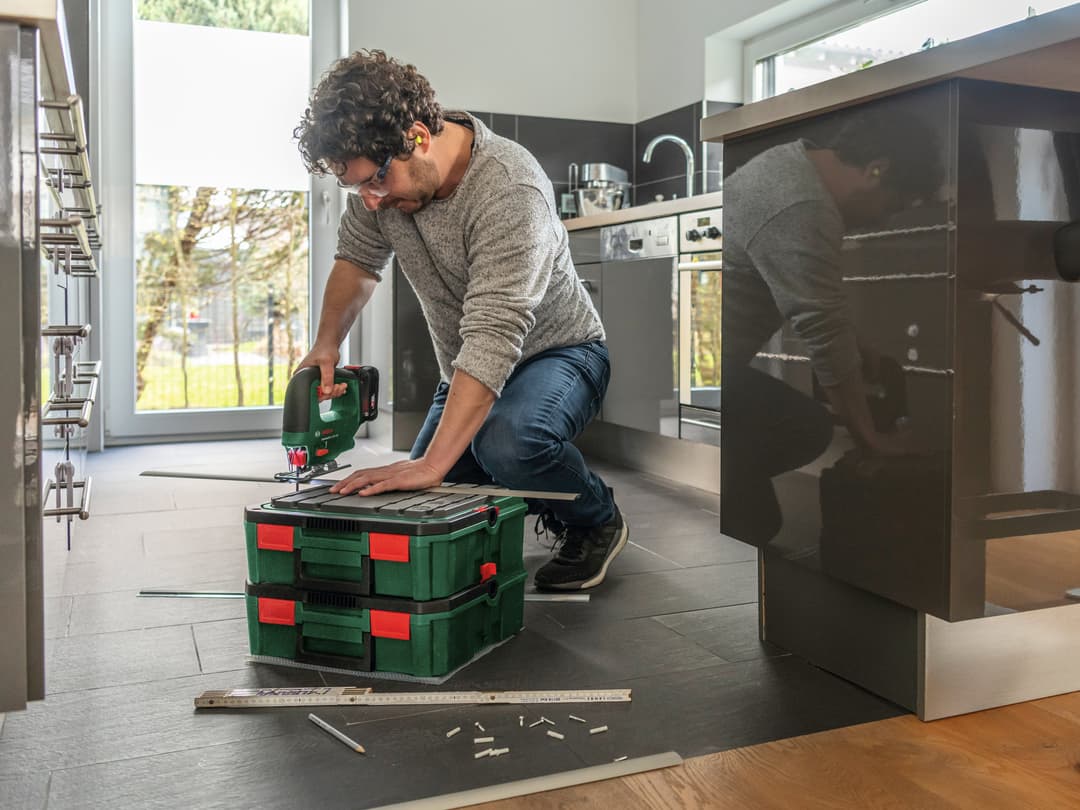 Bosch Home & Garden Akku-Stichsäge UniversalSaw 18V-100 Solo | Grün