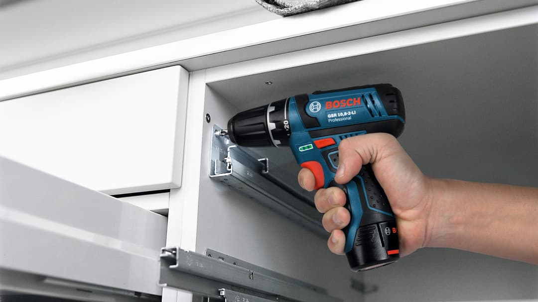 Bosch Professional Akku-Schlagbohrschrauber GSB 12V-15 | Blau
