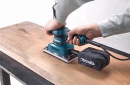 Makita Schwingschleifer BO3711J | Mehrfarbig