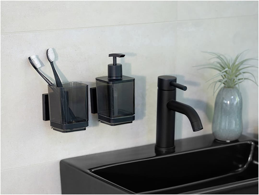 Wenko Seifenspender Vacuum-Loc® Modell Quadro | Schwarz