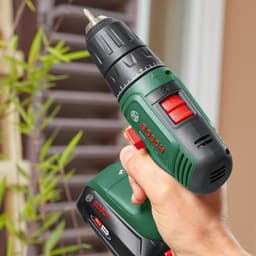 Bosch Home & Garden Akku-Bohrschrauber EasyDrill 18V-40 | Grün