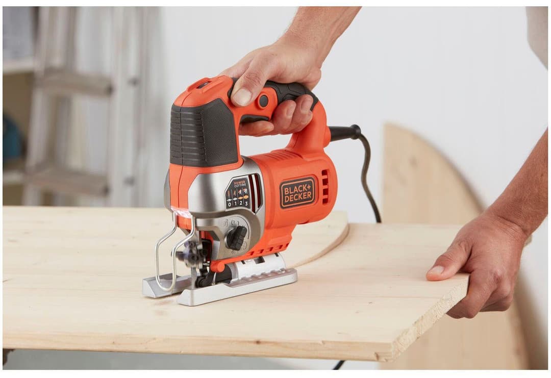 Black + Decker Pendelhubstichsäge BES610 | Mehrfarbig