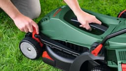 Bosch Home & Garden UniversalRotak 37-550 Elektrorasenmäher | Grün