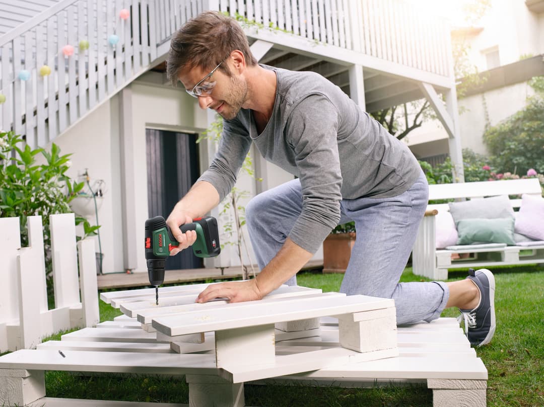 Bosch Home & Garden Akku-Bohrschrauber UniversalDrill 18V | Grün
