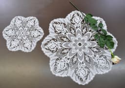 Stickereien Plauen Tischdecke Rosentraum | Weiß