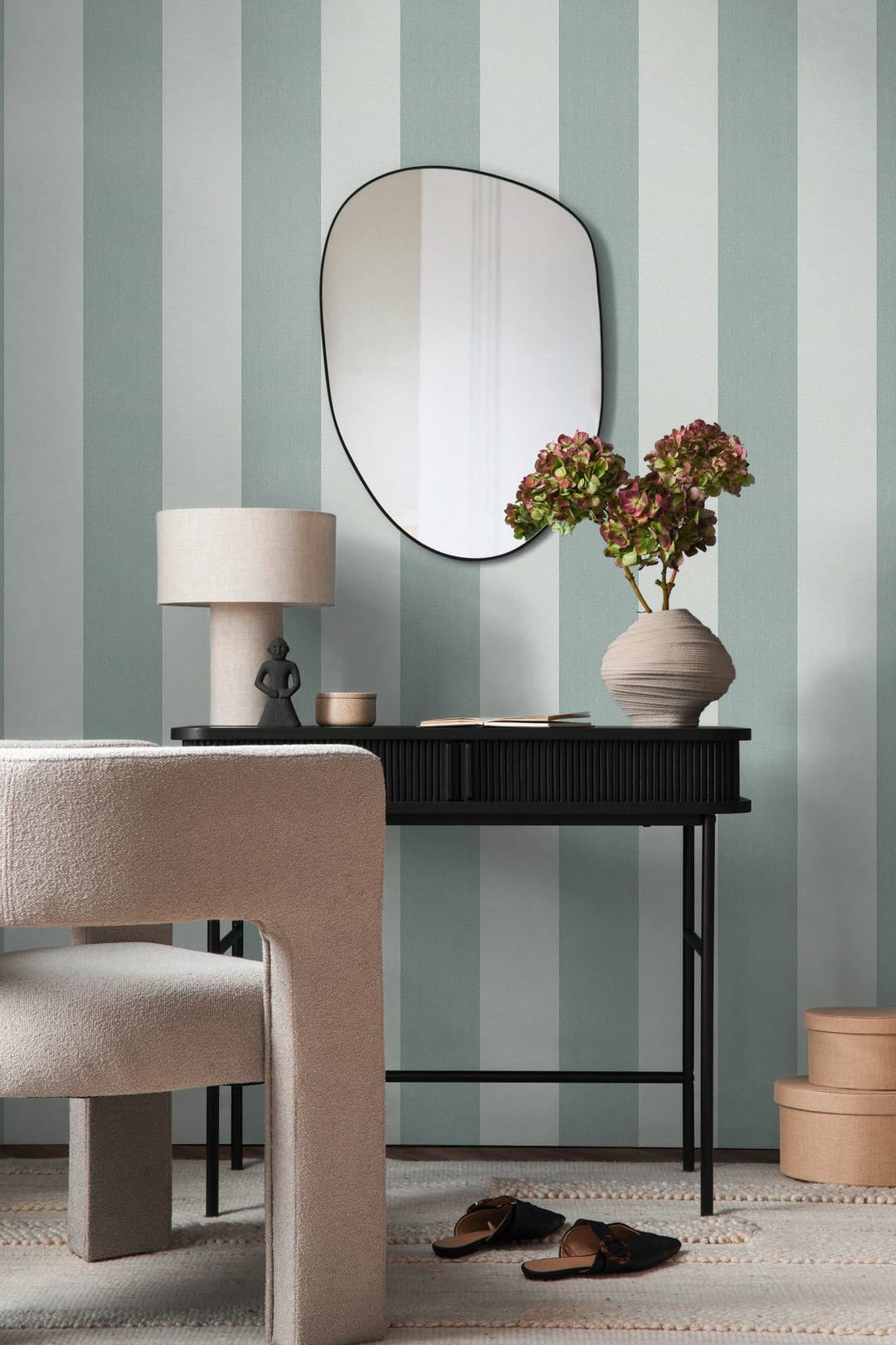 A.S. Création Vliestapete Pure Elegance Streifen | Grün