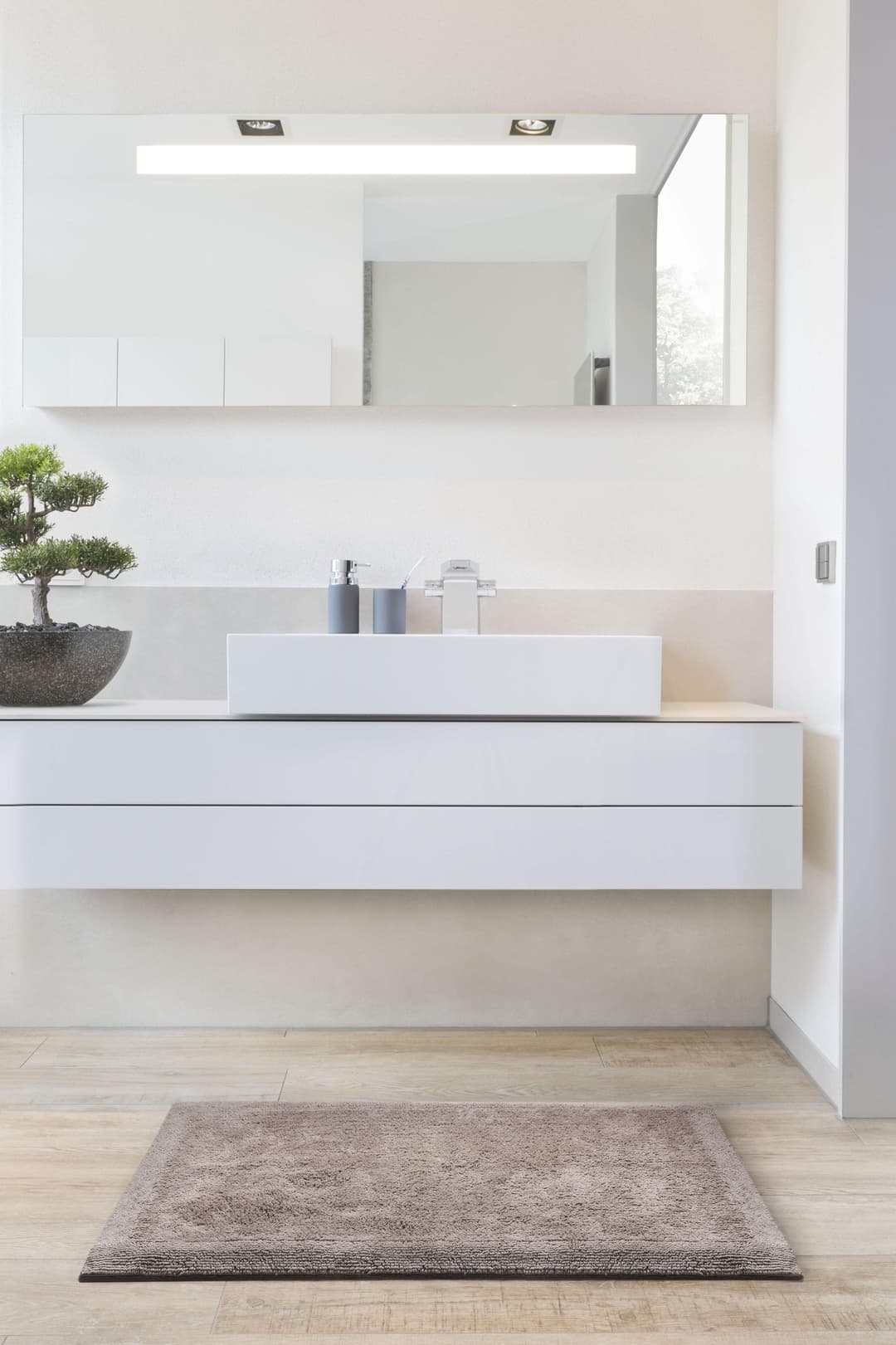 Grund Badematte LUXOR | Braun