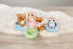 Nici Little Paws Yorkshire Hund im Körbchen | Braun
