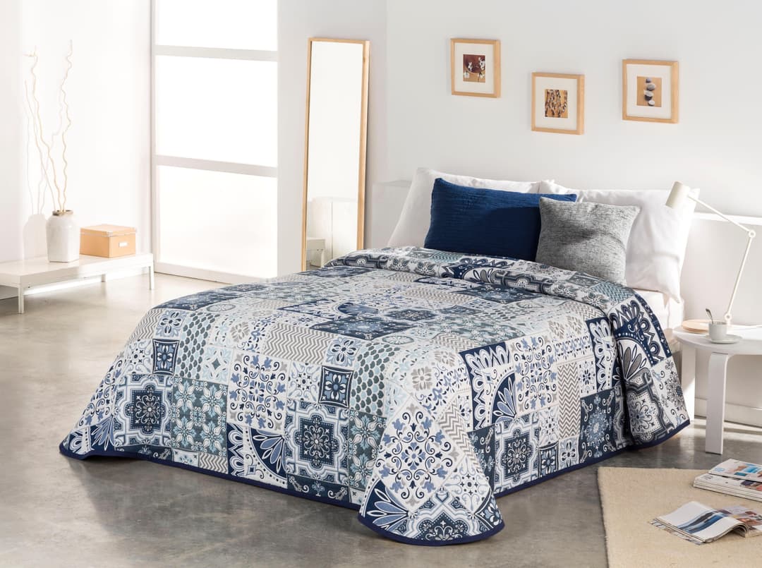 OTTO home Tagesdecke Sofia | Mehrfarbig