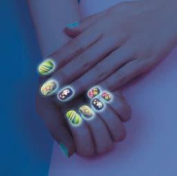 Clementoni® Kreativset Crazy Chic, Fluoreszierende Nägel | Mehrfarbig