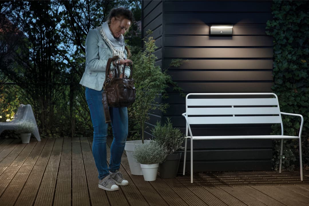 Philips LED Außen-Wandleuchte myGarden Bustan | Grau