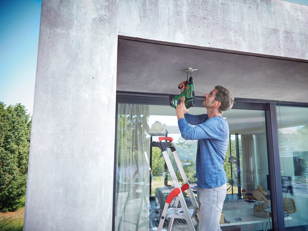 Bosch Home & Garden UniversalHammer Akku-Bohrhammer | Grün