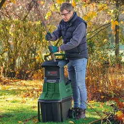 Bosch Home & Garden AXT 25 TC Leisehäcksler | Grün
