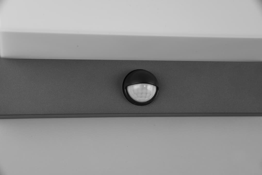 TRIO Leuchten LED Außen-Wandleuchte NESTOS | Grau