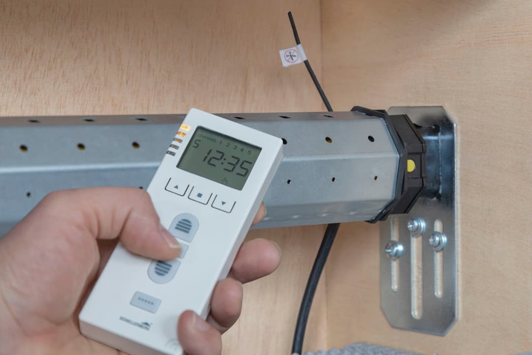 SCHELLENBERG Rollladenmotor Premium | Gelb