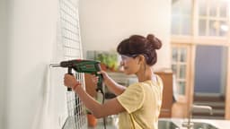 Bosch Home & Garden UniversalImpact 730 Schlagbohrmaschine | Grün