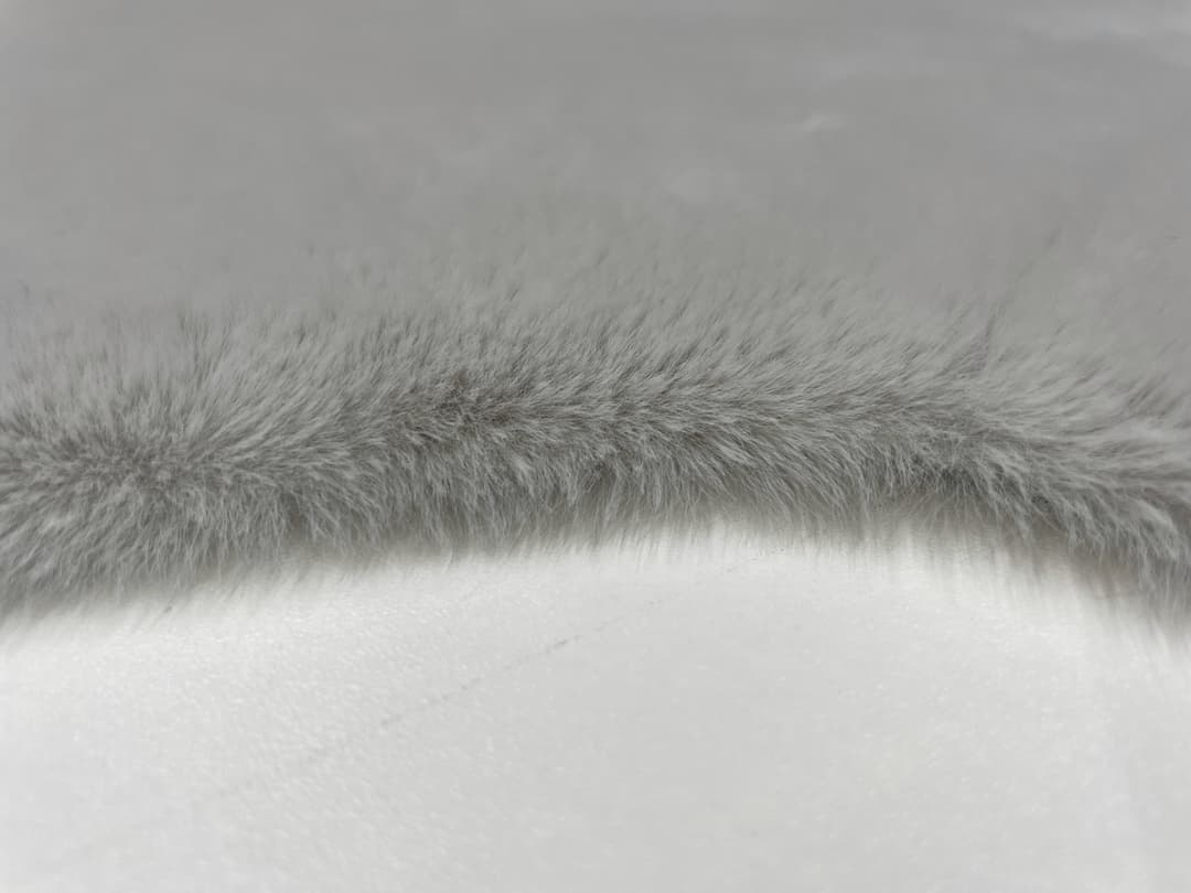 ASTRA Elda Kunstfellteppich | Silber