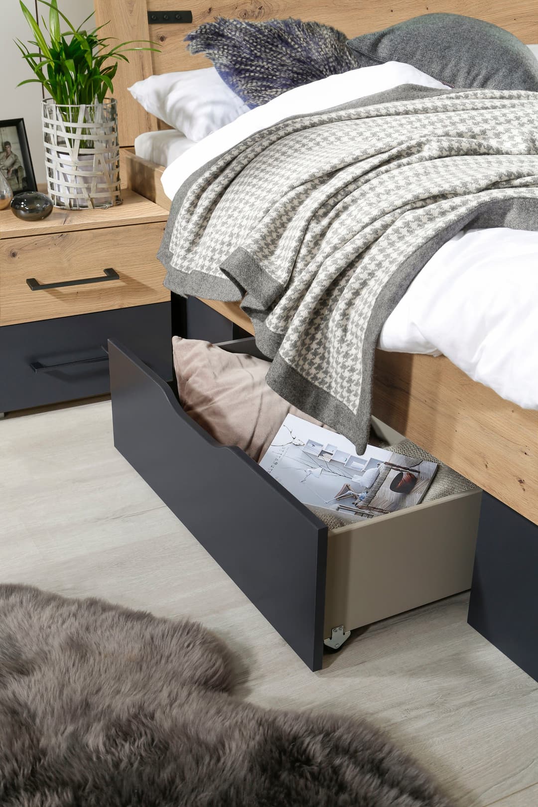 rauch Stauraumbett Birmingham | Holztöne