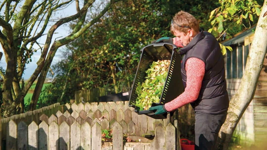 Bosch Home & Garden Häcksler AXT 22 D | Grün