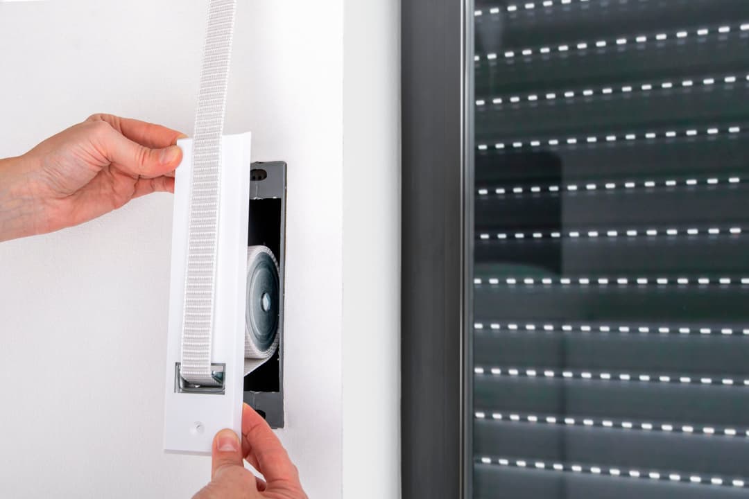 SCHELLENBERG Einlass-Gurtwickler für Rollladensystem Maxi | Silber