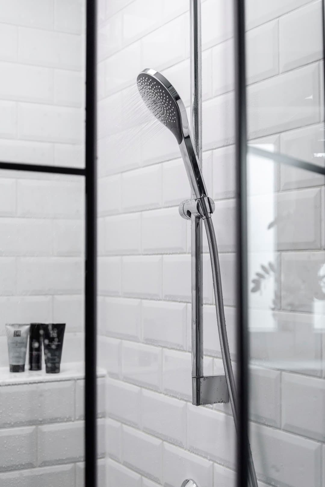 WENKO Handbrause Watersaving | Grau
