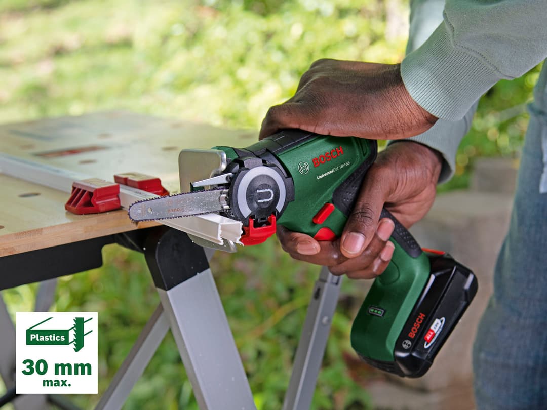 Bosch Home & Garden UniversalCut 18V-65 | Grün