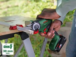 Bosch Home & Garden UniversalCut 18V-65 | Grün