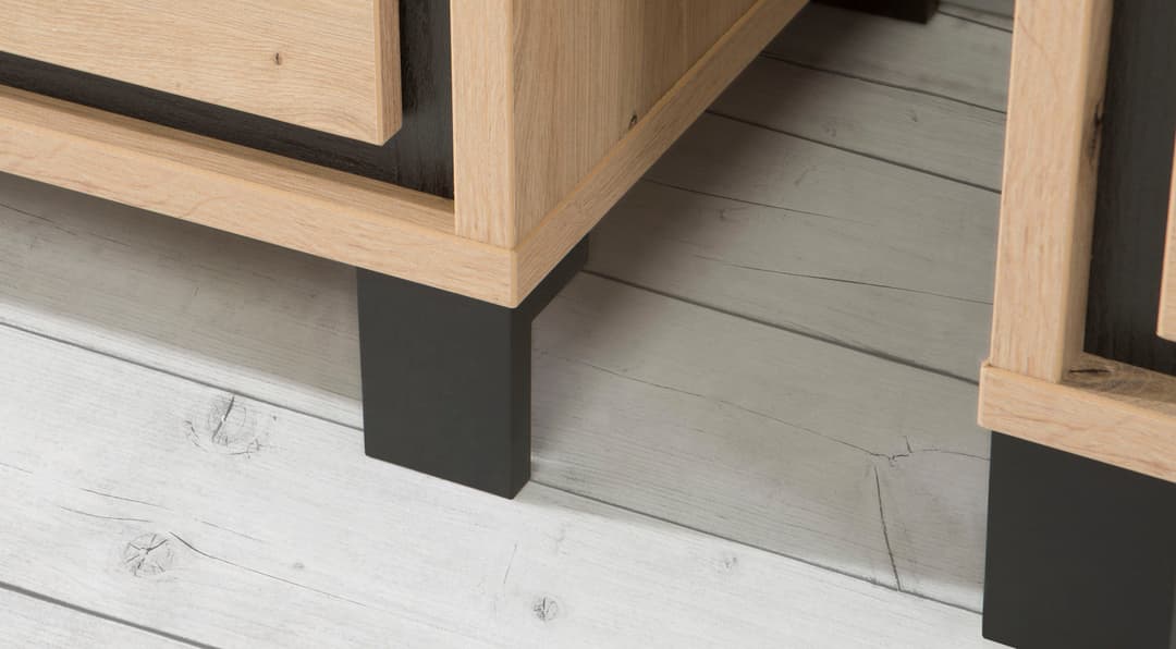 FORTE Vitrine Trondheim | Holztöne