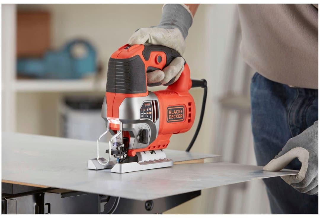 Black + Decker Pendelhubstichsäge BES610 | Mehrfarbig