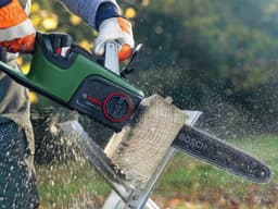 Bosch Home & Garden Akku-Kettensäge AdvancedChain 36V-35-40 | Grün