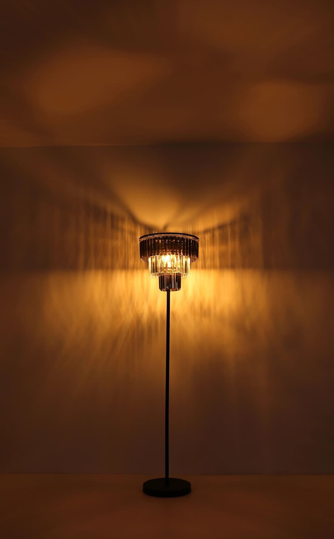 GLOBO LIGHTING Stehlampe NAXIS | Schwarz