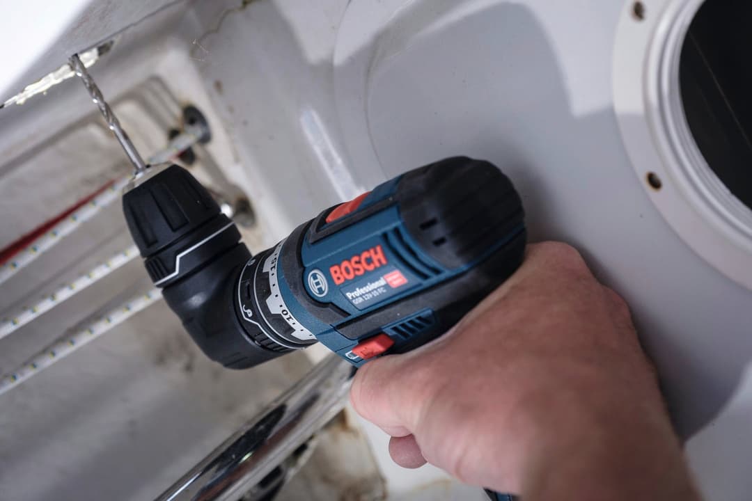 Bosch Professional Akku-Bohrschrauber GSR 12V-15 FC | Blau