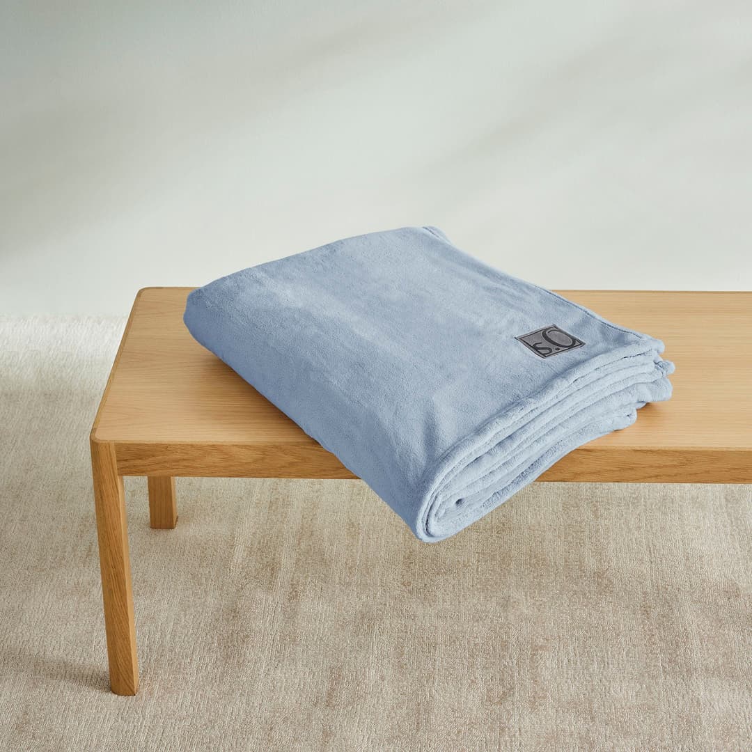 s.Oliver Wohndecke Kuschelsoft | Blau
