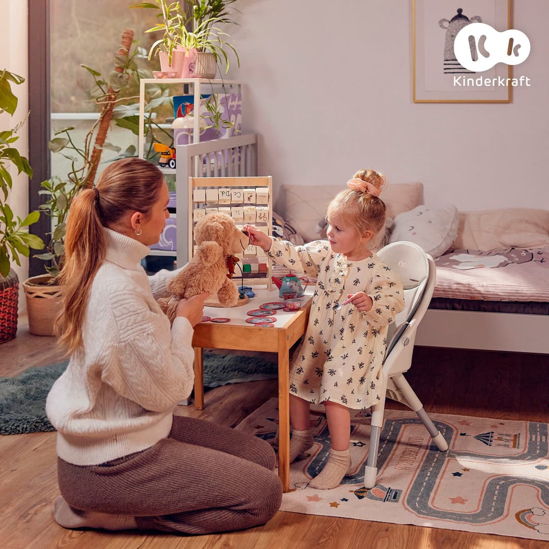Kinderkraft Hochstuhl DINNLY | Grau