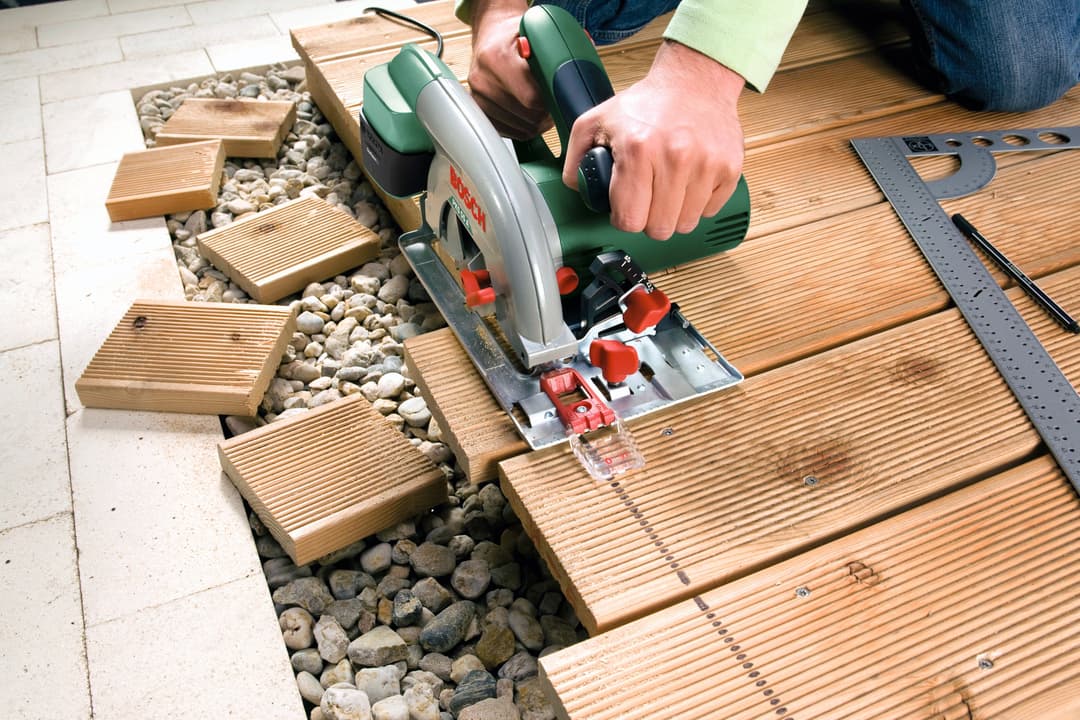 Bosch Home & Garden Handkreissäge PKS 55 A | Grün