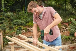 Bosch Home & Garden Akku-Schlagbohrschrauber EasyImpact 18V-40 | Grün