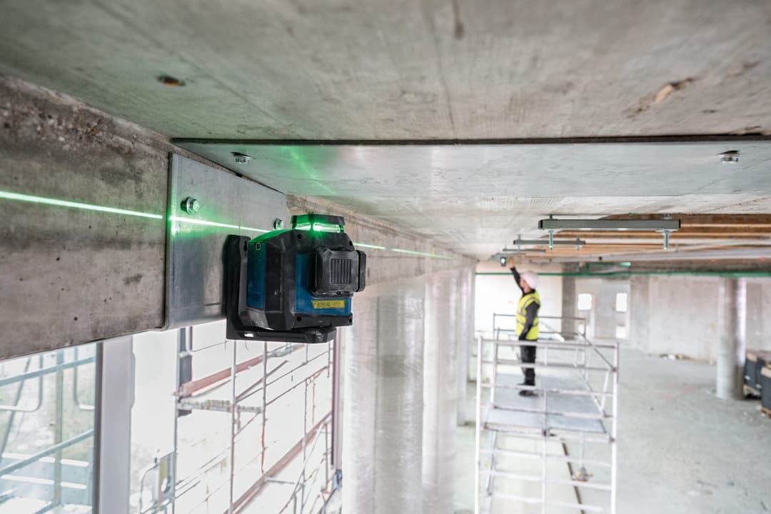 Bosch Professional Linienlaser GLL 80-33 G Professional | Mehrfarbig