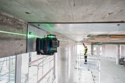 Bosch Professional Linienlaser GLL 80-33 G Professional | Mehrfarbig