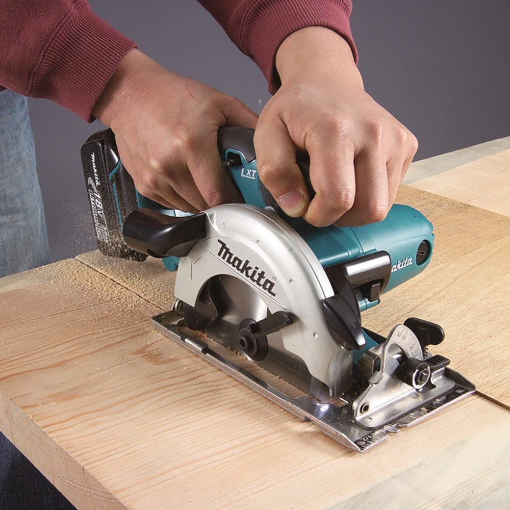Makita Akku-Handkreissäge DSS501Z | Blau