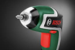 Bosch Home & Garden Akku-Schrauber IXO 7 Level Set | Grün