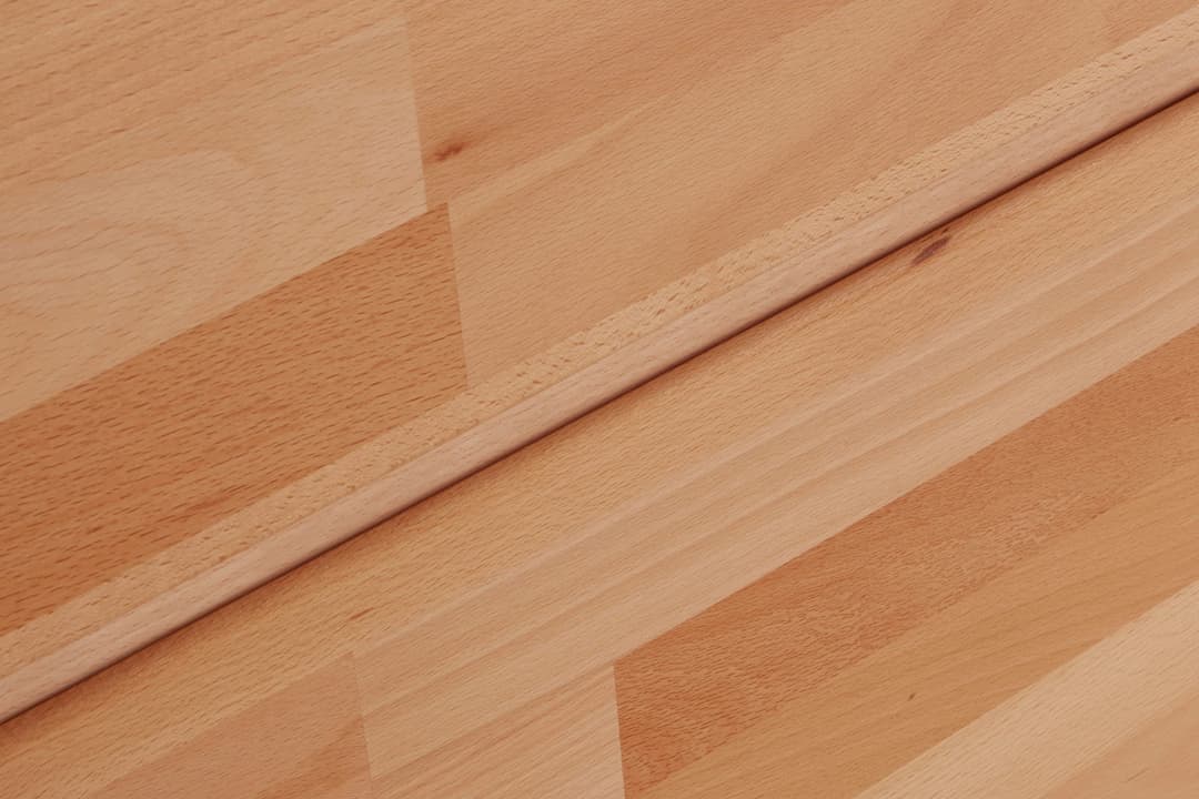Vitrine Silkeborg | Holztöne