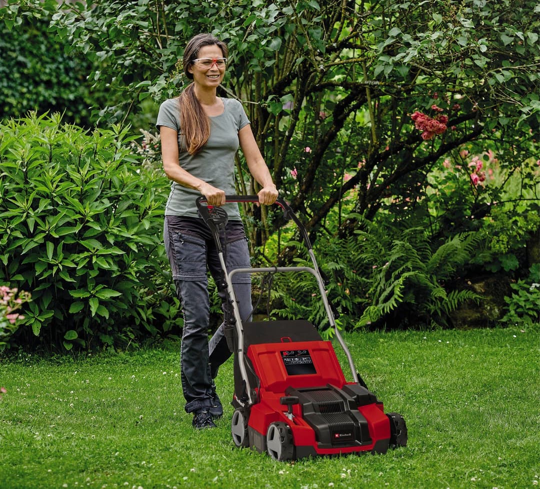 Einhell Elektro-Vertikutierer / Lüfter GE-SA 1435/1 | Schwarz